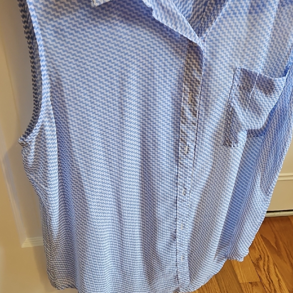 Blue Striped Sleeveless Women's Top - Picture 4 of 6